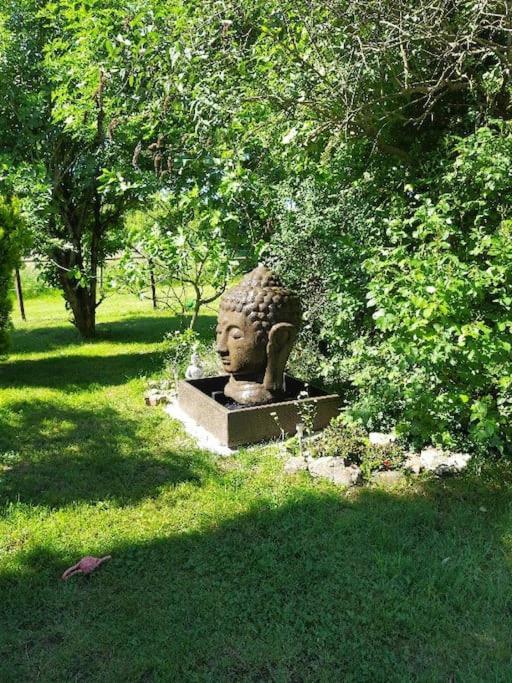 Un Petit Coin De Paradis Clairfontaine Exterior photo